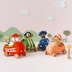 Olli Ella Holdie Dog-Go - Racer Boy - Green Outlet