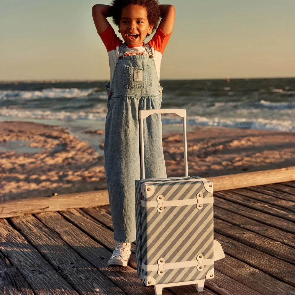 Olli Ella See-Ya Suitcase - Boardwalk Online